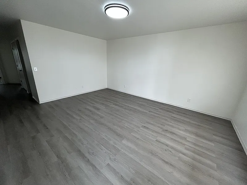 Building Photo - 329 Berry St #204