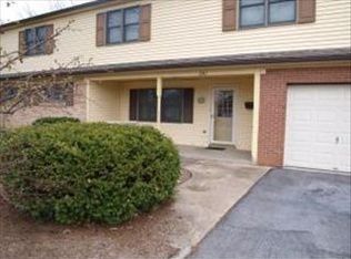 1241 Marie Ave, Ephrata, PA 17522