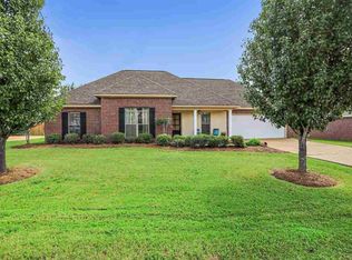 214 Crescent Ridge Dr, Madison, MS 39110