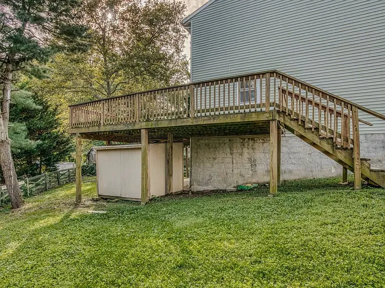 9909 Maidbrook Rd — Photo 31