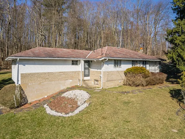 430 E Pittsburgh St, Delmont, PA 15626