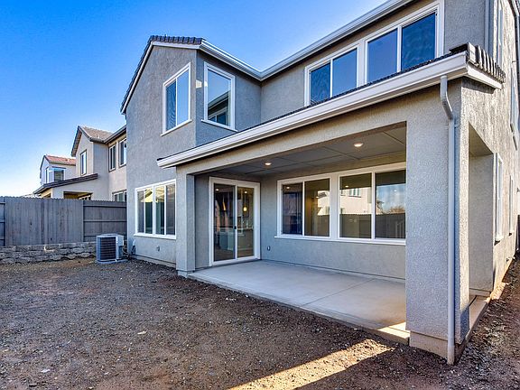 Edgelake at Serrano Homesite 42 Backyard