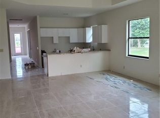 121 2nd St, Naples, FL 34113