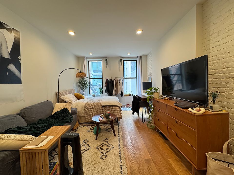 1st image of 344 W 17th St APT 2C