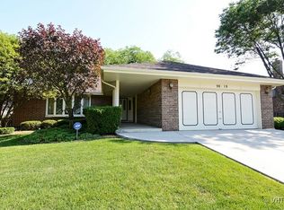 9819 W Circle Pkwy, Palos Park, IL 60464