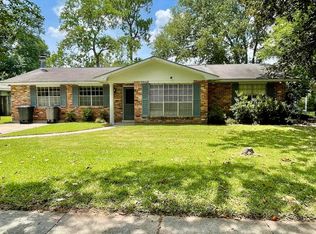 321 Huntington Dr, Baton Rouge, LA 70810