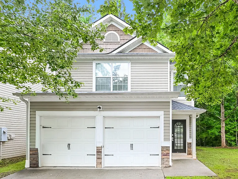 414 Hidden Creek Ct — Photo 1