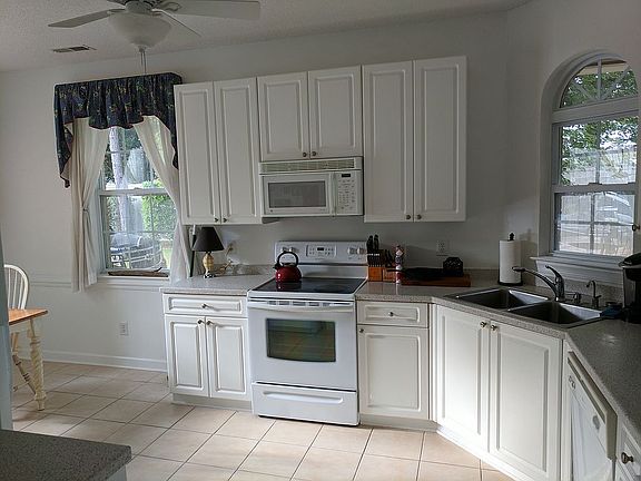 3rd image of 1730 Honorary Ct