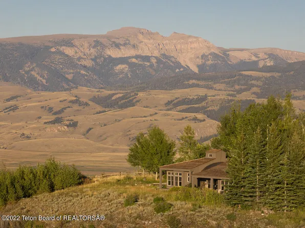 165 W Wolf Dr, Jackson, WY 83001