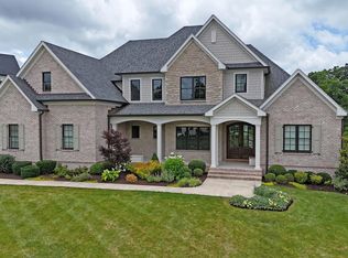 2584 Cayman Hts, Lexington, KY 40509