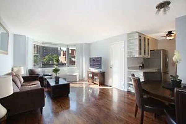 Sold by Douglas Elliman | media 27