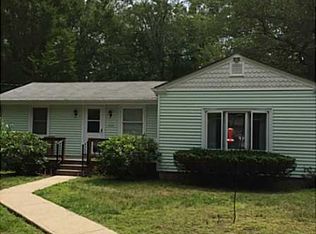 279 Collins Rd, Ashaway, RI 02804