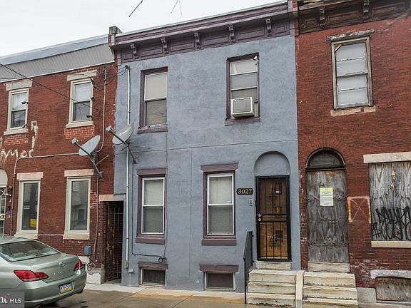 3rd image of 3027 W Dakota St