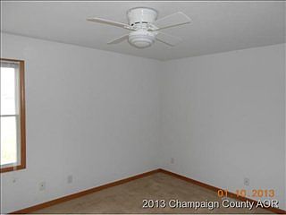 3rd image of 1215 George Rock Dr