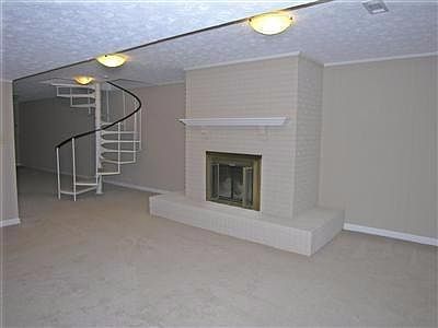 1st image of 715 Camino Dr