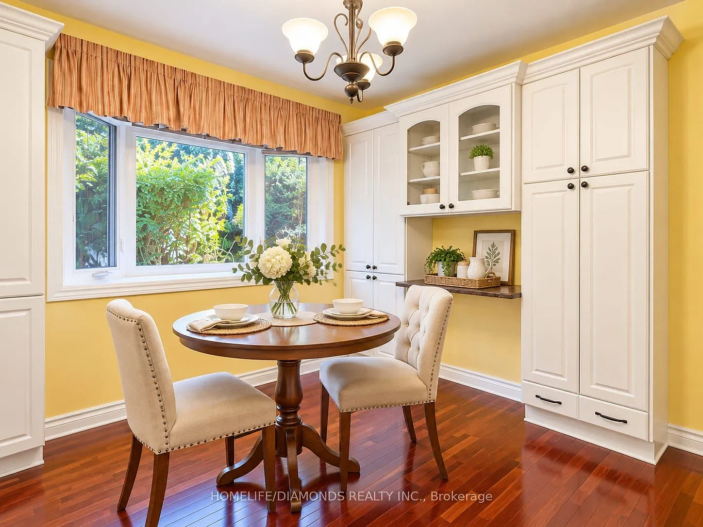 3 bed, $2,990 — Photo 4