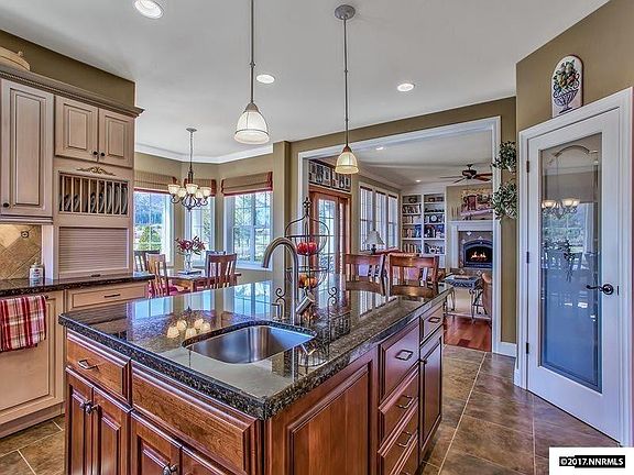 5th image of 6 Willow Bend Ln