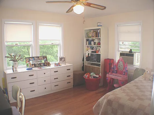Sold by Sopher Realty | media 8
