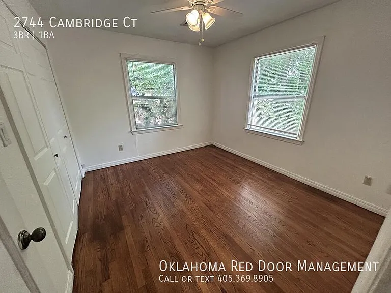 2744 Cambridge Ct — Photo 6