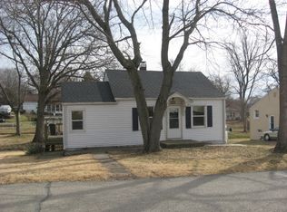 480 N 35th St, Decatur, IL 62521