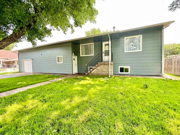 308 S Western Ave, Minden, NE 68959