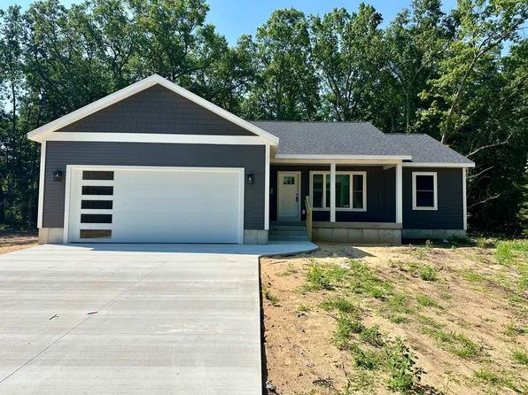 3681 Hall Rd, Muskegon, MI 49442