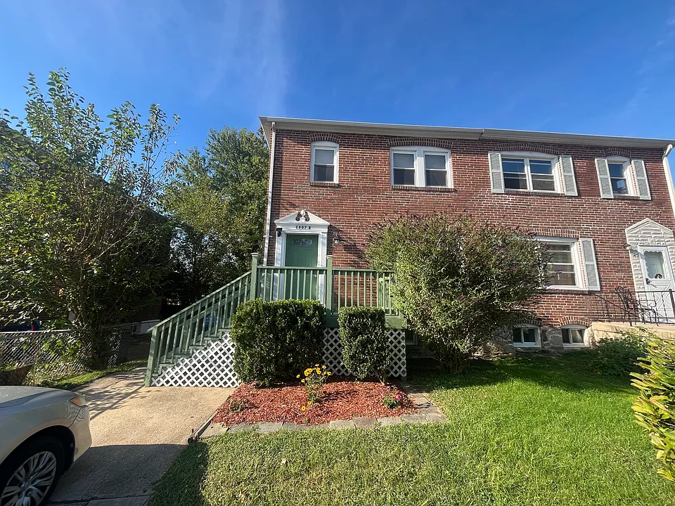 2907 Clearview Ave #B