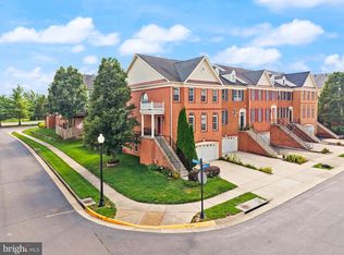 42919 Overly Sq, Chantilly, VA 20152