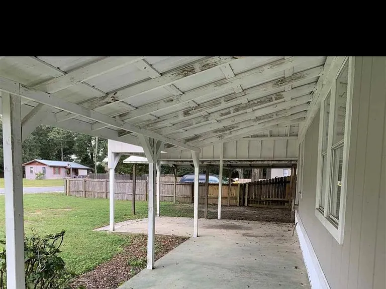 1000 Requin Ln — Photo 9