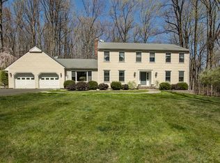 17 South Rd, Chester, NJ 07930