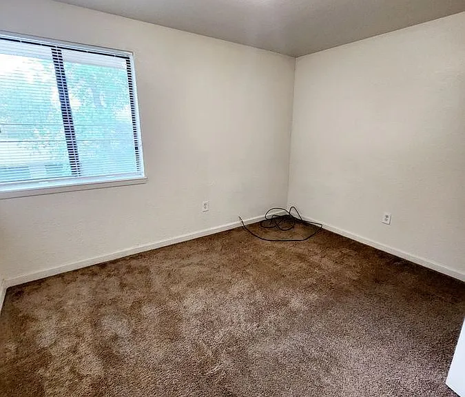 541 Grand Canyon Blvd #D — Photo 7