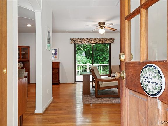 2nd image of 114 Haynes Dr