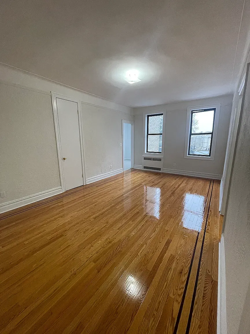150 East 18th Street — Photo 4