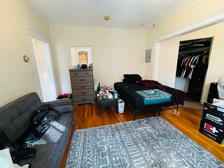 1677 Commonwealth Ave #12 — Photo 3