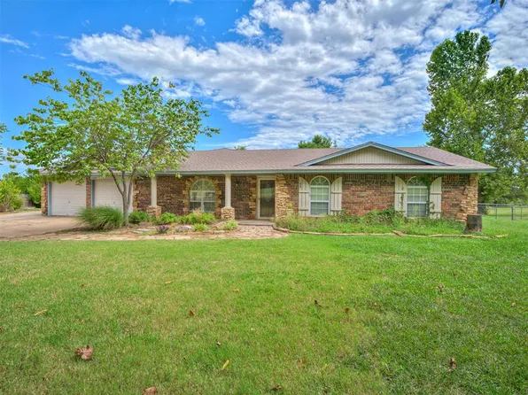 900 N Choctaw Rd, Choctaw, OK 73020