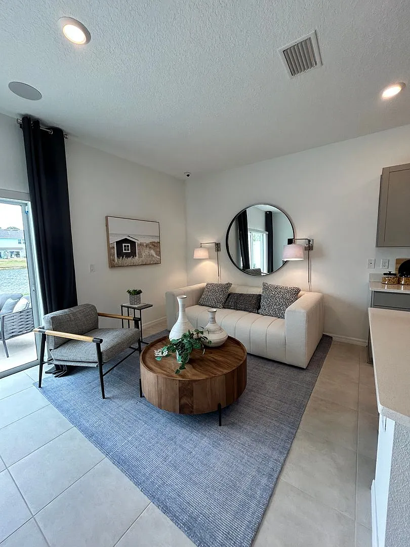 Modern 3BR, 2.5BA Townhome in Nokomis — Photo 1