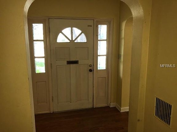 2nd image of 614 N Cherokee Ave