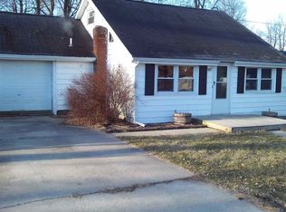 405 W Dixie Dr, Silver Lake, IN 46982