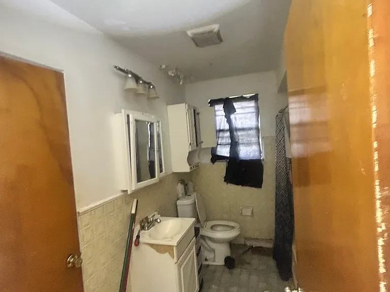 907 Frontenac Dr — Photo 10