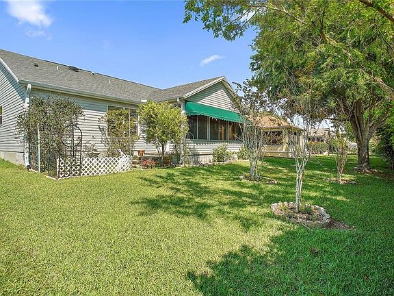 5th image of 9320 SE 171st Le Flore Ln