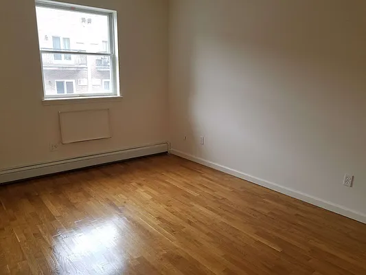 Rented by Calabrese Real Estate | media 13