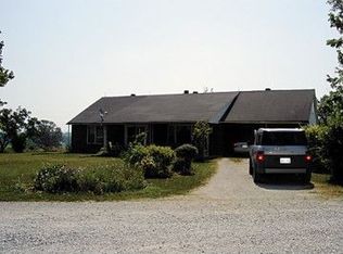 706 Hardy Chapel Rd, Livingston, TN 38570