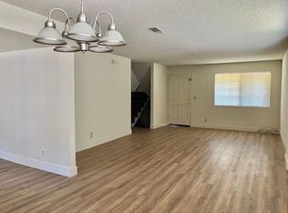 527 W Duarte Rd APT A, Monrovia, CA 91016