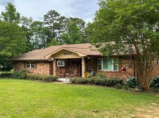 4 Shore Dr NE, Brookhaven, MS 39601