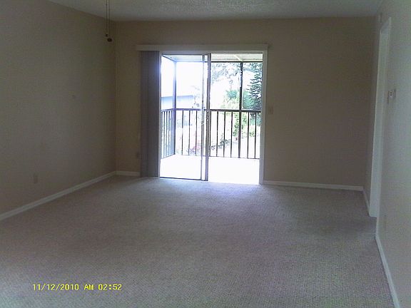 Open Living Dining Area