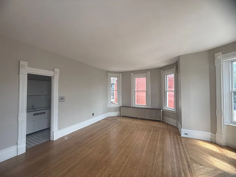 242 S Hanover St — Photo 6