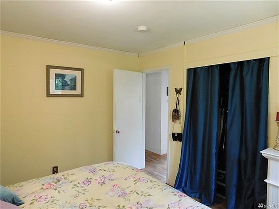 3rd image of 1715 Gemini St SE