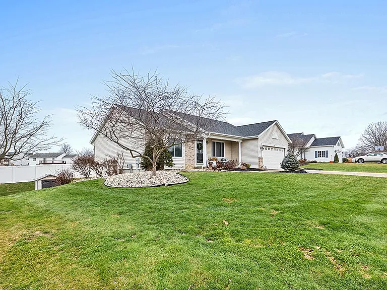 316 Edgewood Dr — Photo 24