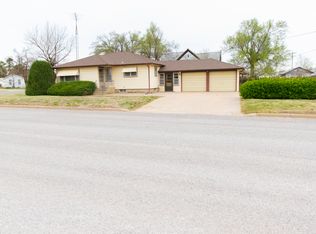 120 W Green St, Meade, KS 67864