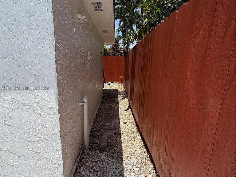 14271 SW 107th Ter — Photo 8